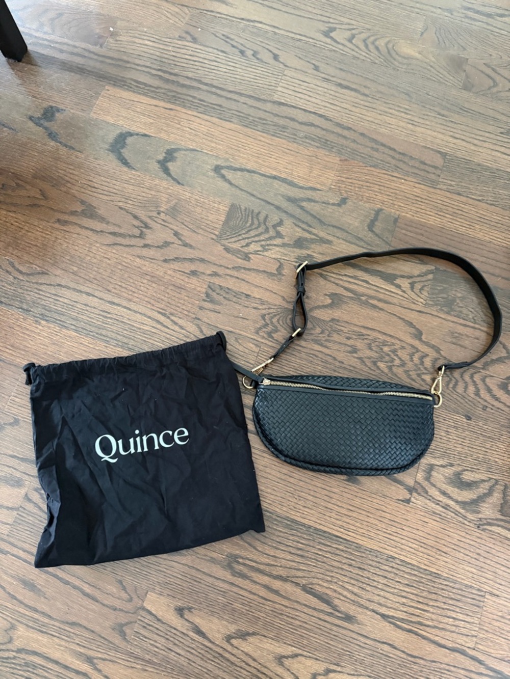 QUINCE Italian Leather Handwoven Bag in Black with Original Dustbag-Like New - Picture 3 of 5